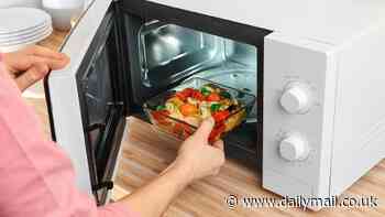 I'm a dietitian, this is why microwaving food makes some meals MORE nutritious