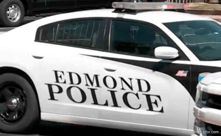 WATCH: Edmond PD traffic stop turn into chase, ending in crash