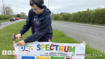 Autism festival 'disgusted' at roadside signs ban