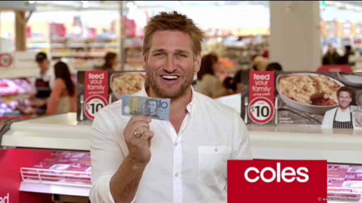 Why Aussies are making fun of this seven-year-old Coles ad featuring celeb chef Curtis Stone holding a $10 note