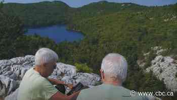 Hamilton couple finds over 800 real Group of Seven landscapes