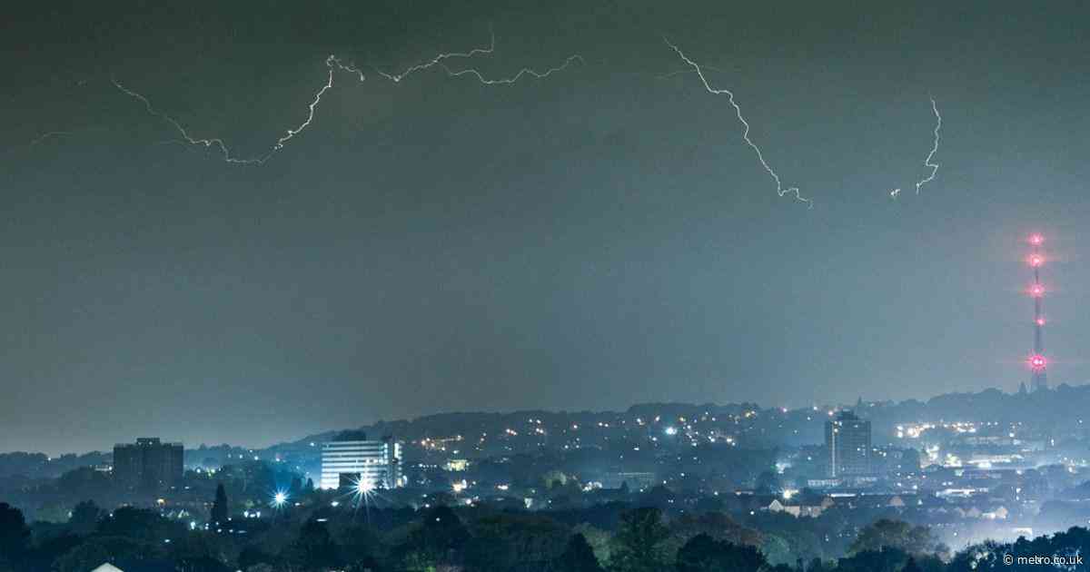 When thunderstorms are set to hit UK after ‘mini heatwave’ comes to an end