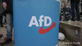 Zwei Abgeordnete leicht verletzt: Antifa bekennt sich zu "Störaktion" an AfD-Stand