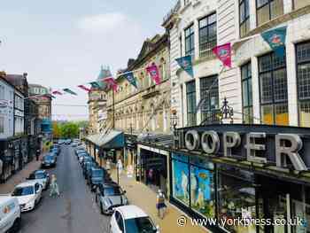 Harrogate BID erects flags and bunting to boost town