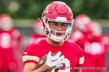 Louis Rees-Zammit compares Patrick Mahomes to Wales star who is 'one of the best ever'