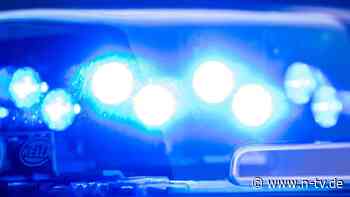 Polizei bittet um Hinweise: 40 Menschen prügeln sich in Neubrandenburger Strandbad