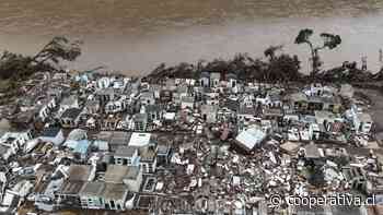 Cementerio quedó destruido por las inundaciones en Brasil