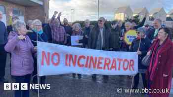 Pause on new incinerators extended by government