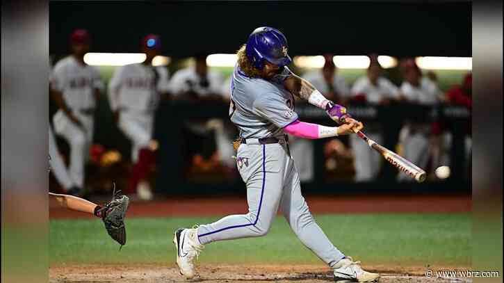 LSU baseball loses to Alabama 8-7 with a ninth-inning walk off bunt
