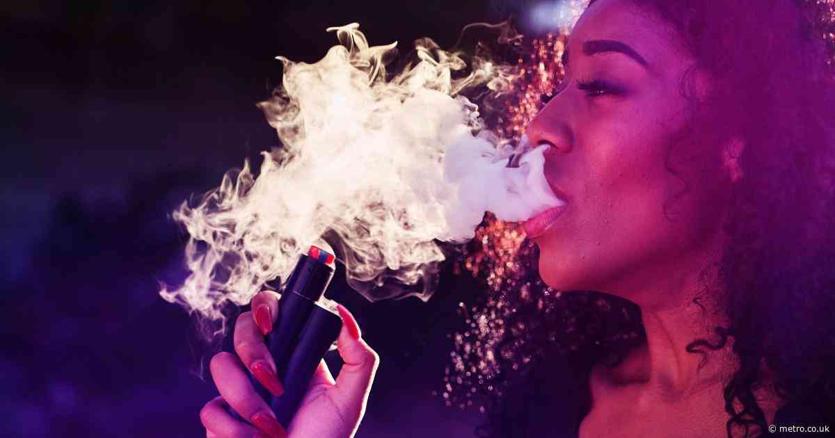 Warning after predators target bars to sell ‘spiked vapes’ laced with ‘zombie’ drugs