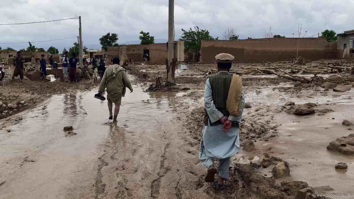 Taliban melden 150 Tote bei Überschwemmungen
