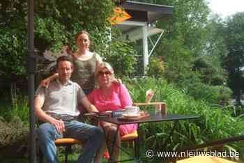 Chantal en Eric openen zomerbar Botanique: “Het laatste vinkje op mijn bucketlist”