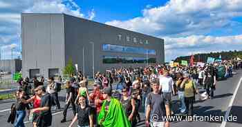 Protestzug zum Tesla-Werk: Vereinzelt Auseinandersetzungen
