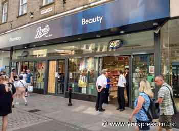 Boots in York's Coney Street evacuated after smoke  scare