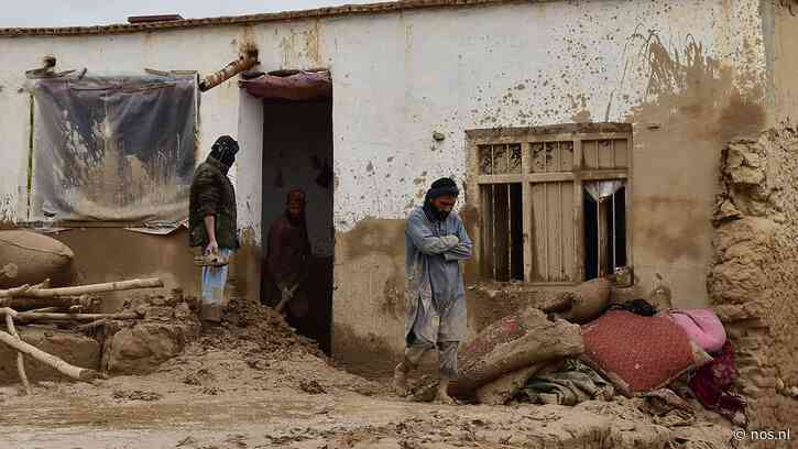 Dodental door overstromingen in noorden Afghanistan over de 300