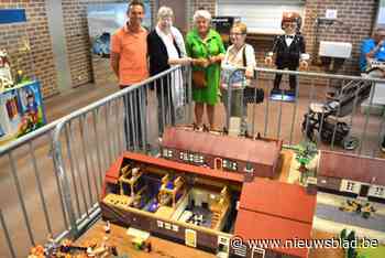 Inwoners Broechem ontdekken hun nagebouwd dorp op Playmobilbeurs in Lier