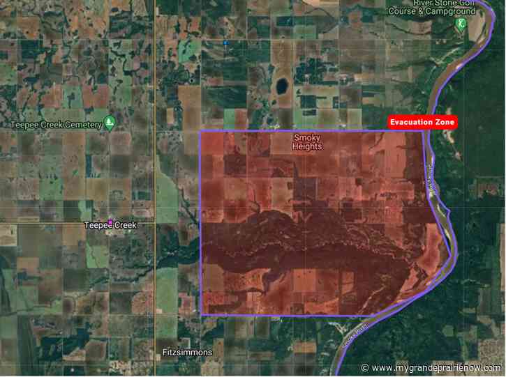 County of Grande Prairie officials reminding residents to steer clear of evacuated areas