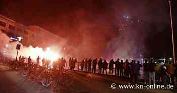 Polizei: Party nach Aufstieg von Holstein Kiel "entspannt und ausgelassen"