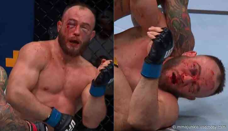 UFC on ESPN 56 video: Diego Ferreira overcomes knockdown, mutilates Mateusz Rebecki's face for late TKO