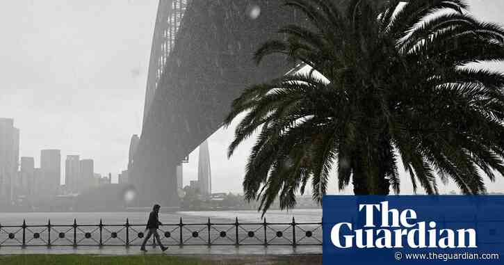NSW weather: Warragamba dam spills over as heavy rainfall warning issued for south coast