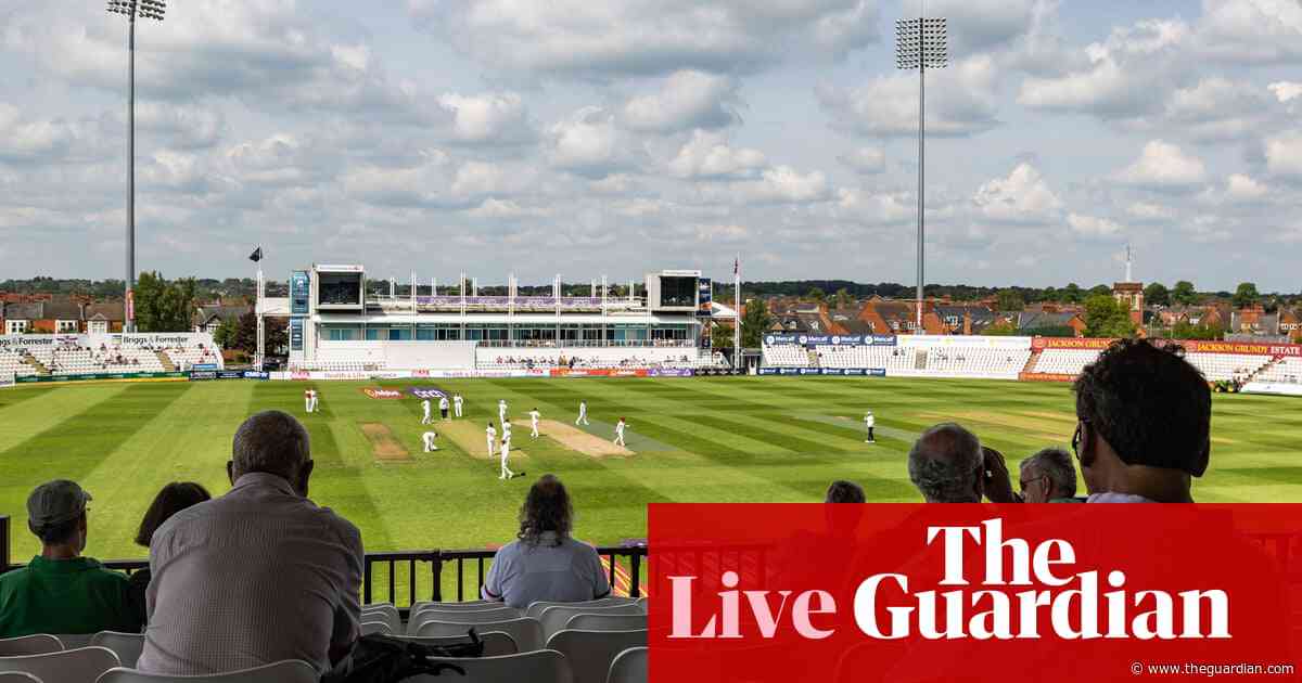 County cricket: Surrey v Warwickshire, Notts v Lancashire and more – live