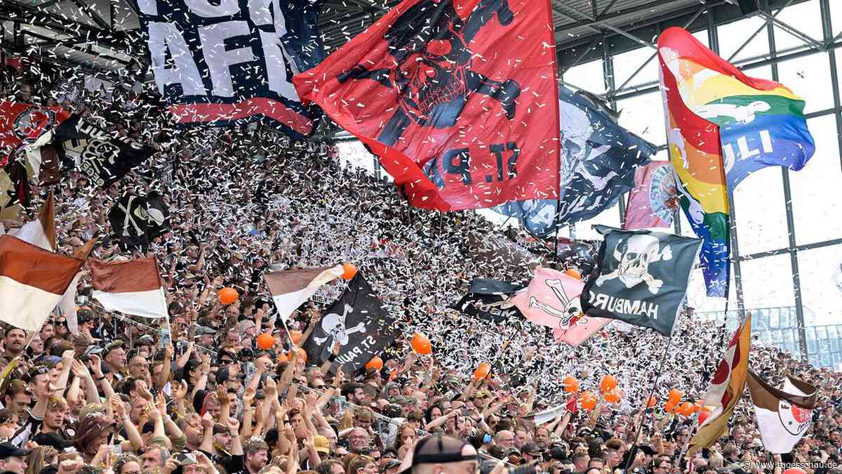 St. Pauli steigt in die Fußball-Bundesliga auf