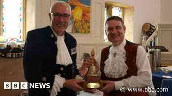 Calne town crier crowned Champion of the West of England