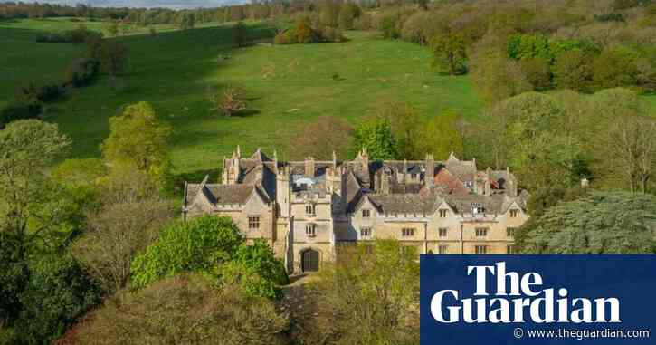 Wytham Abbey put up for sale for £15m by effective altruism group EVF
