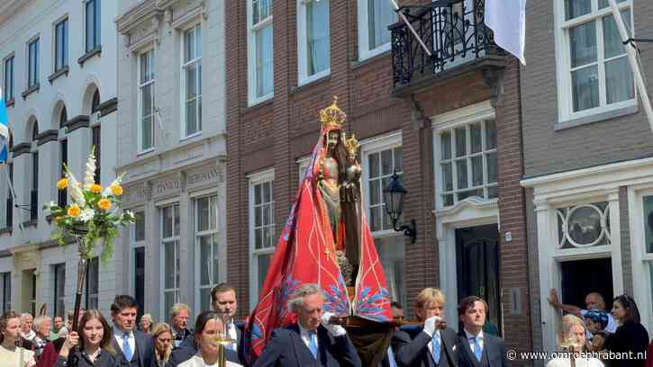 Mariabeeld wordt door de straten van Den Bosch gedragen: dit is waarom