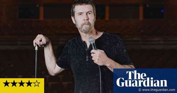 Rhod Gilbert and the Giant Grapefruit review – hilarity and horror on standup’s cancer journey