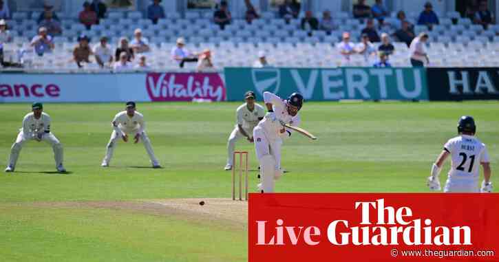 County cricket: Surrey beat Warwickshire, Nottingham v Lancashire, and more – live