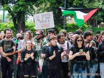 Scritte pro-Palestina sui muri: così gli attivisti preparano le barricate a La Sapienza