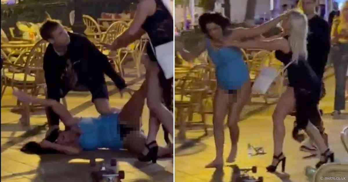 British tourists filmed slapping each other in Majorca as crowds shout ‘fight’