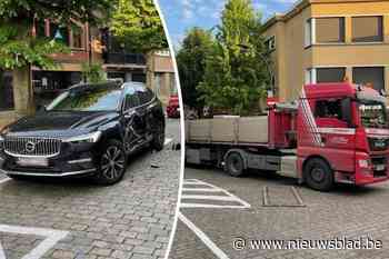 LIVE. Nieuw circulatieplan in Gent | Truck rijdt geparkeerde auto aan in woonstraat, bewoners vragen om oplossing