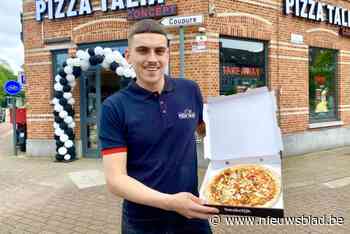 Lennert (24) opent pizzeria met ‘pizza hamburger’ en ‘pizza tandoori’ vlak bij gevangenis: “Mijn favoriet is met kebab”