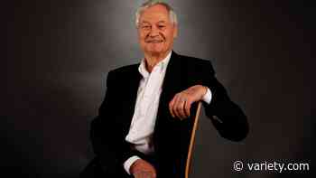 Roger Corman, Independent B-Movie Director And Producer, Dead At 98