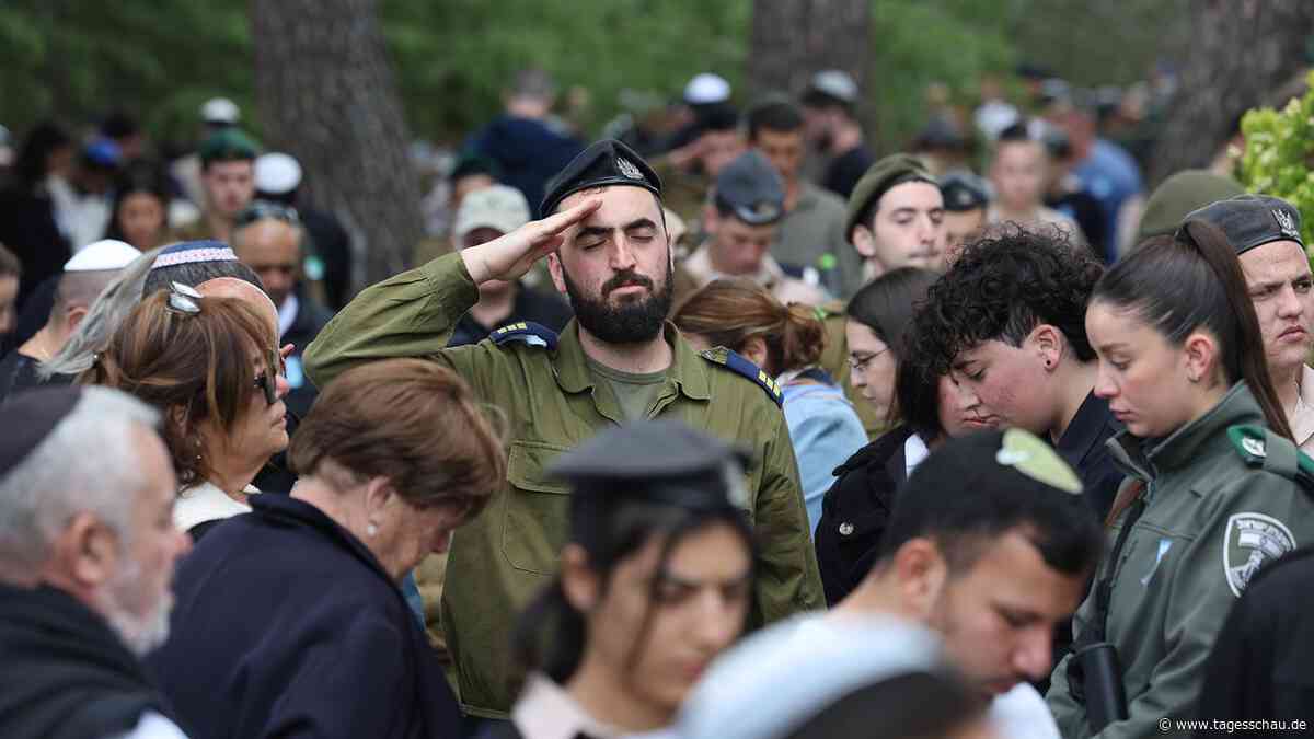 Gedenktag in Israel: Sirenengeheul kann die Wut nicht überdecken
