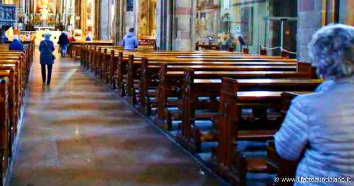 Viareggio, atti sessuali in chiesa poco prima della messa: denunciati due trentenni