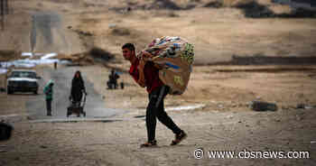 Hundreds of thousands forced to flee again as Israel pushes into Rafah