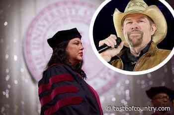 Krystal Keith Gushes About Father Toby Keith at OU Graduation