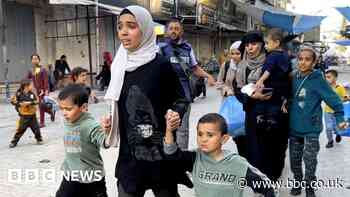 Gazans flee as Israeli forces go back into Jabalia