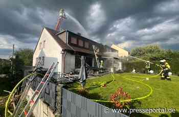 FW Hagen: Brand an einem Gebäude, 1 Person mit Verdacht auf Rauchgasintoxikation