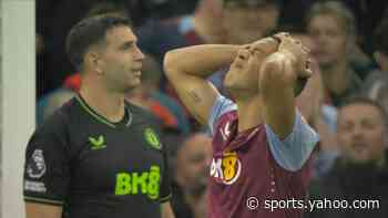 Martinez's howler gives Liverpool lead v. Villa