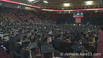 UMN students experience graduation, some for the first time after COVID cancellations