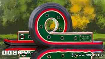 Twisted narrowboat sculpture approved for canal