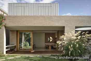 Malvern House 02 by Rob Kennon Architects