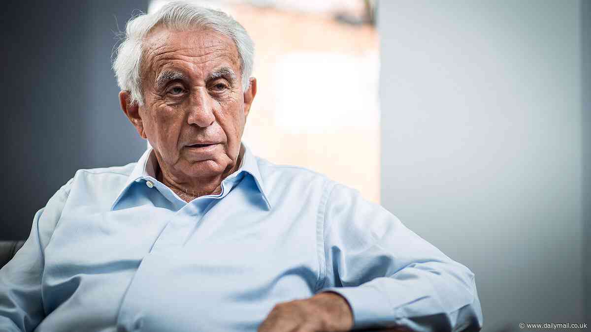 Meriton billionaire Harry Triguboff  issues dire warning about interest rates - and what it means for his ambitious building plans