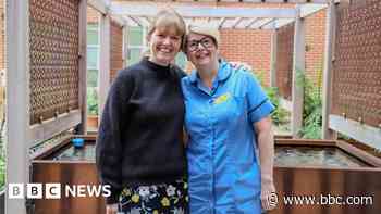 Nurses celebrate four decades of working together