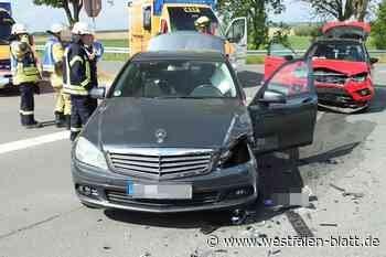 Unfall bei Warburg: Frau (65) aus Borgentreich schwer verletzt