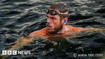 Ultra-swimmer's record attempt in name of science
